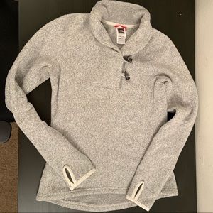 The Northface Women’s Pullover S